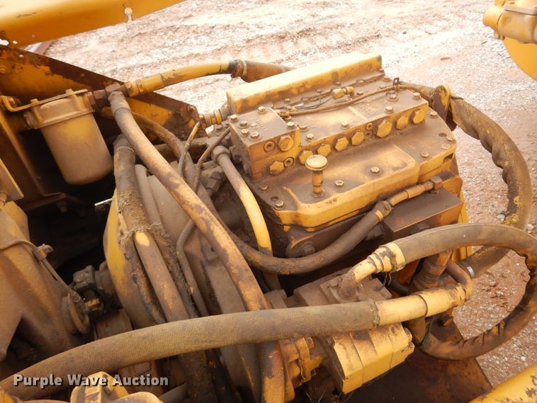 image for item DK3618 1986 John Deere 762B  water wagon