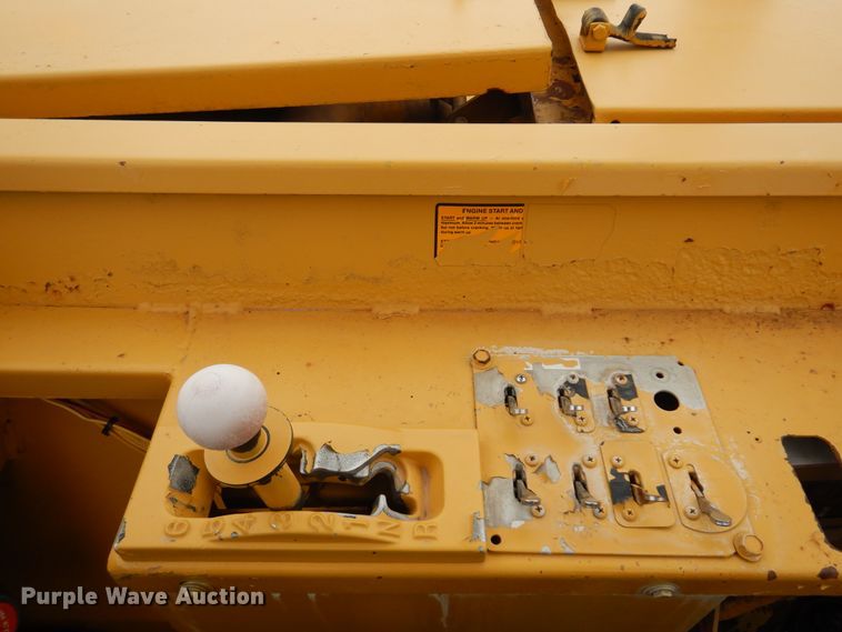 image for item DK3618 1986 John Deere 762B  water wagon