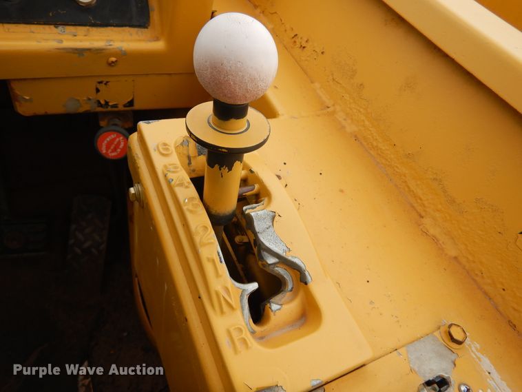 image for item DK3618 1986 John Deere 762B  water wagon