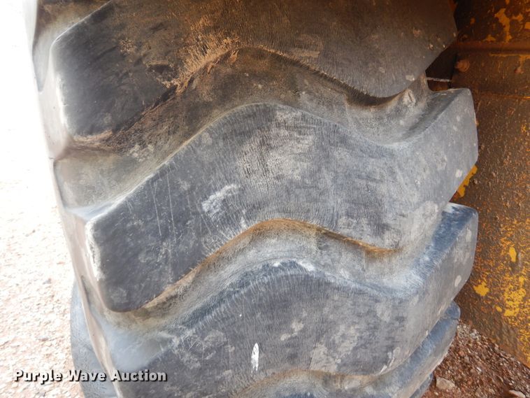 image for item DK3618 1986 John Deere 762B  water wagon