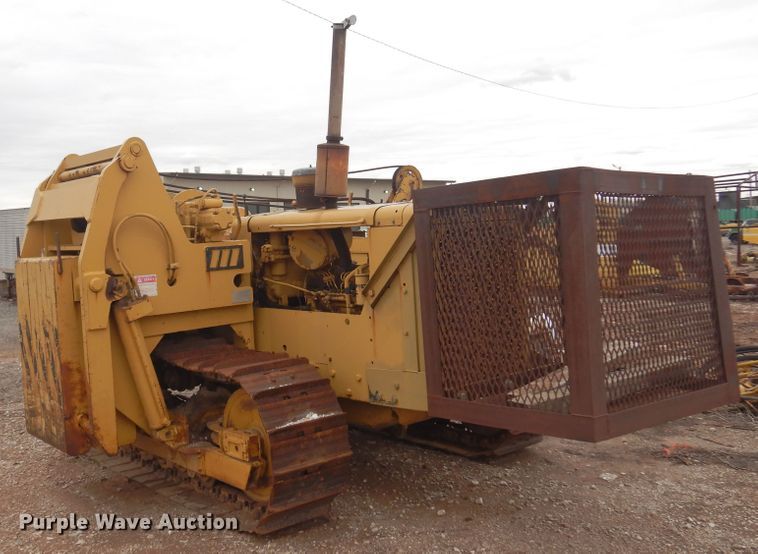 image for item DK3619 1972 Caterpillar 561C  pipelayer