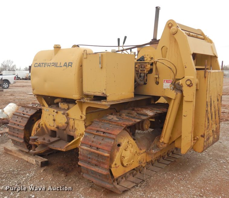 image for item DK3619 1972 Caterpillar 561C  pipelayer