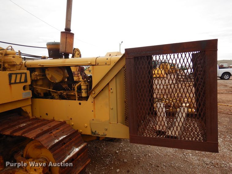 image for item DK3619 1972 Caterpillar 561C  pipelayer