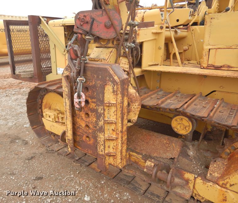 image for item DK3619 1972 Caterpillar 561C  pipelayer