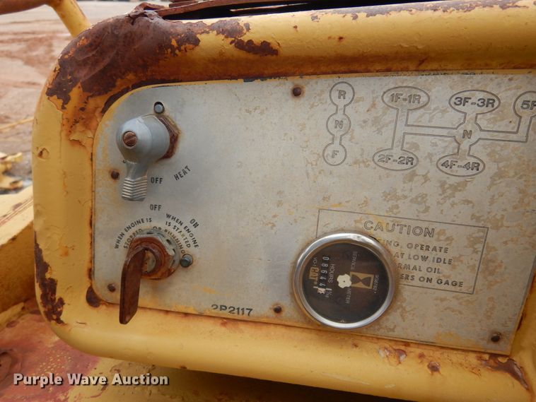 image for item DK3619 1972 Caterpillar 561C  pipelayer