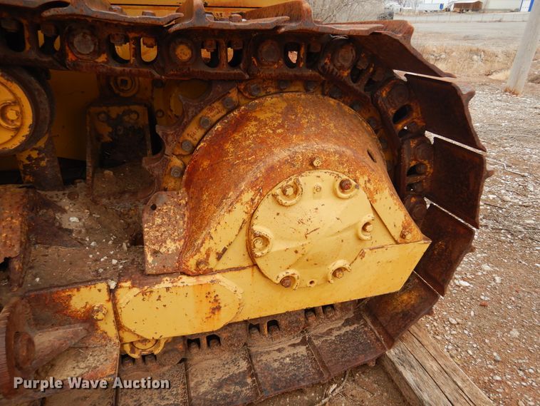 image for item DK3619 1972 Caterpillar 561C  pipelayer