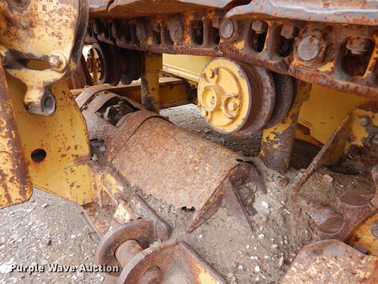 image for item DK3619 1972 Caterpillar 561C  pipelayer