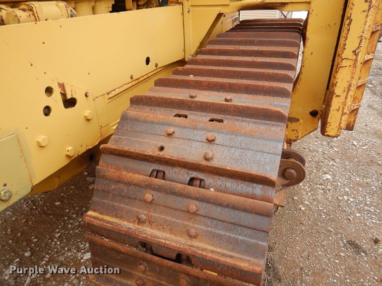 image for item DK3619 1972 Caterpillar 561C  pipelayer