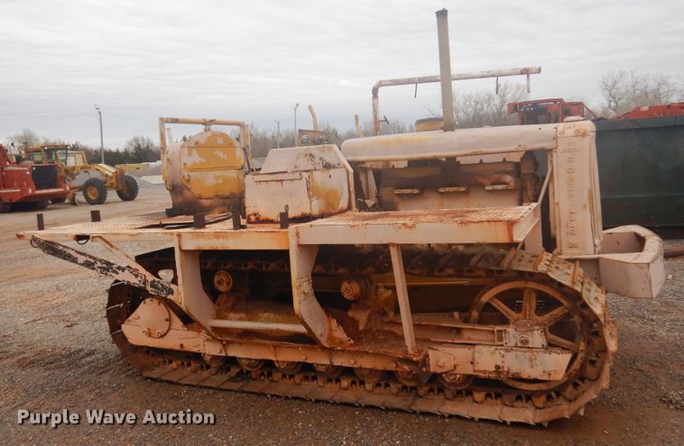 image for item DK3620 1972 Caterpillar D6  crawler tractor