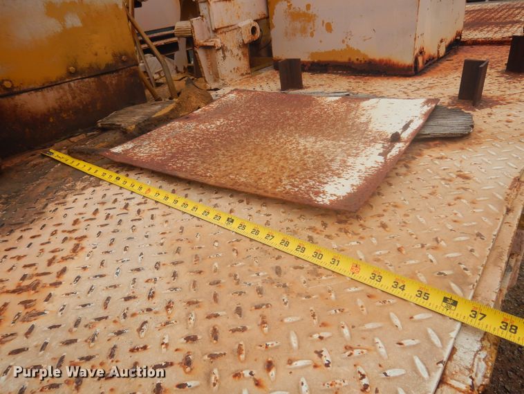 image for item DK3620 1972 Caterpillar D6  crawler tractor