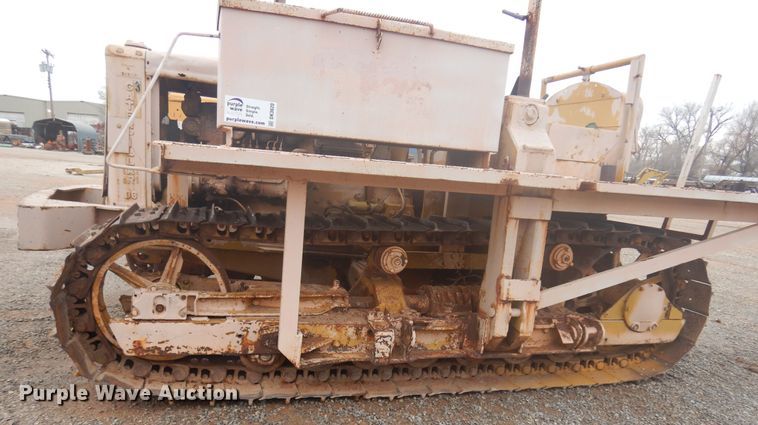 image for item DK3620 1972 Caterpillar D6  crawler tractor
