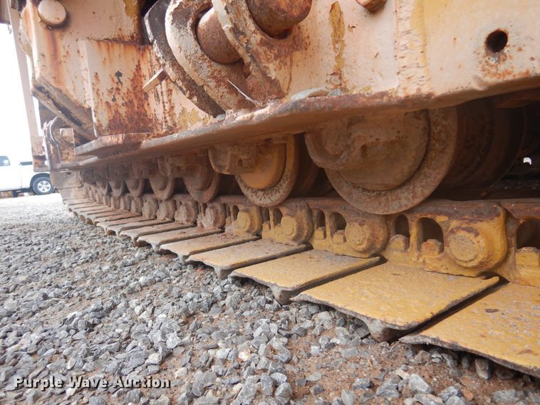 image for item DK3620 1972 Caterpillar D6  crawler tractor