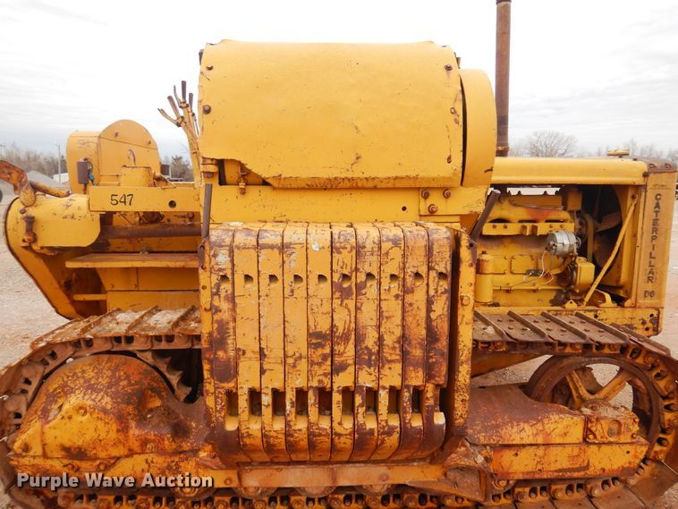 image for item DK3621 1971 Caterpillar D6  pipelayer