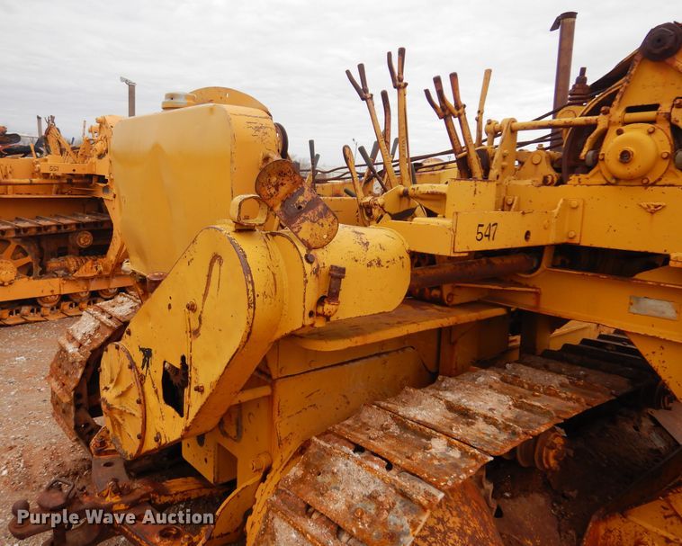 image for item DK3621 1971 Caterpillar D6  pipelayer