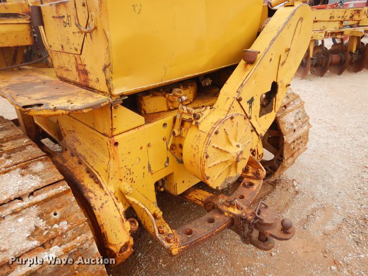 image for item DK3621 1971 Caterpillar D6  pipelayer