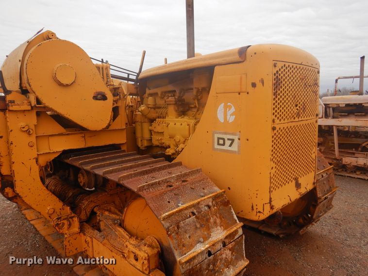 image for item DK3622 1960 Caterpillar D7  pipelayer