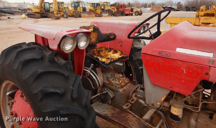 image for item DK3624 1969 Massey Ferguson 165  tractor