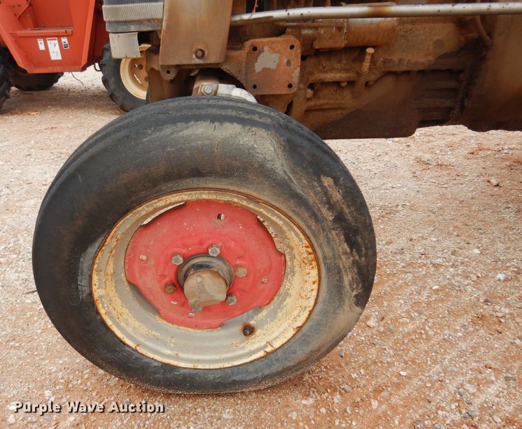 image for item DK3624 1969 Massey Ferguson 165  tractor