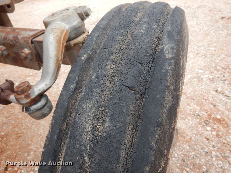 image for item DK3624 1969 Massey Ferguson 165  tractor