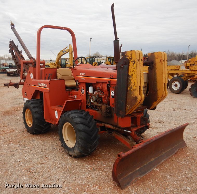 image for item DK3626 1985 Ditch Witch 5010  trencher