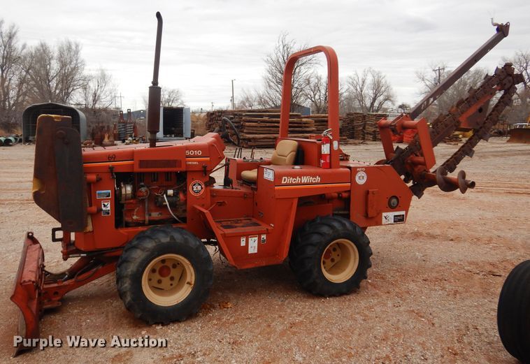 image for item DK3626 1985 Ditch Witch 5010  trencher