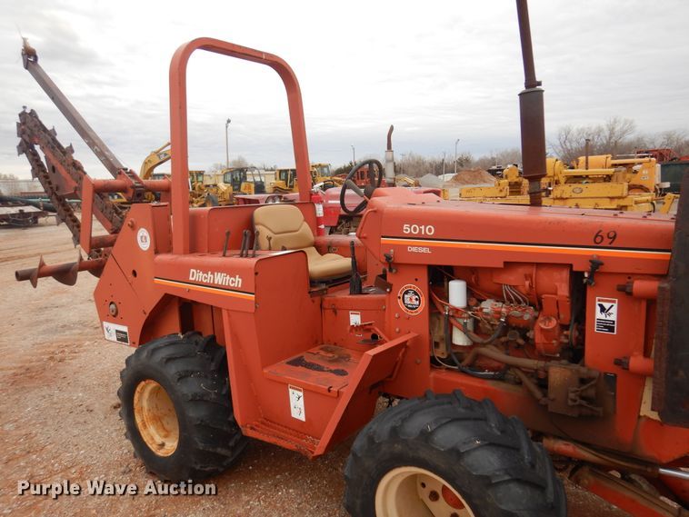 image for item DK3626 1985 Ditch Witch 5010  trencher