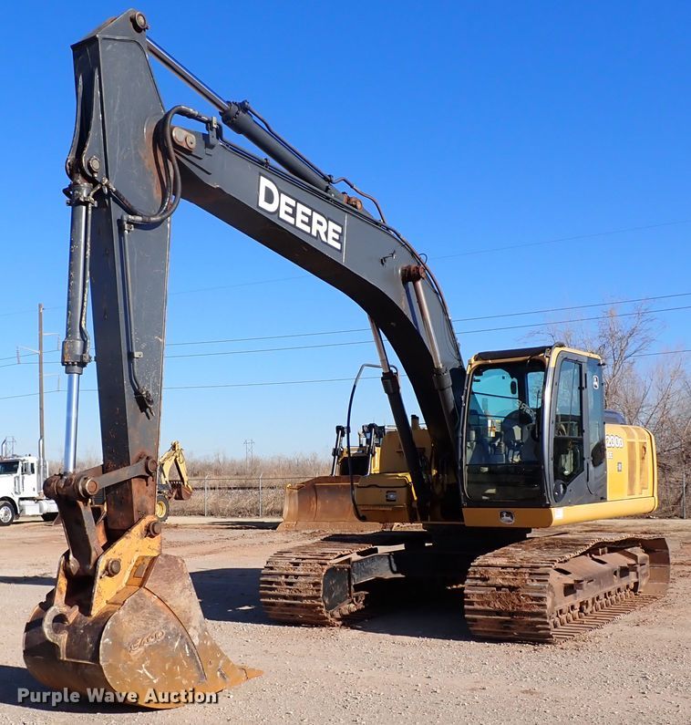 image for item DK3628 2011 John Deere 200D LC  excavator