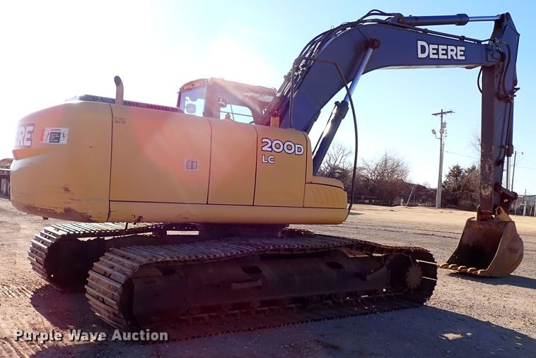 image for item DK3628 2011 John Deere 200D LC  excavator