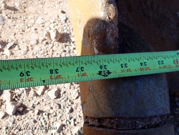 image for item DK3628 2011 John Deere 200D LC  excavator