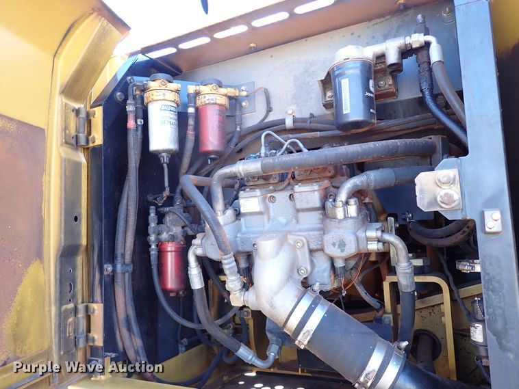 image for item DK3628 2011 John Deere 200D LC  excavator