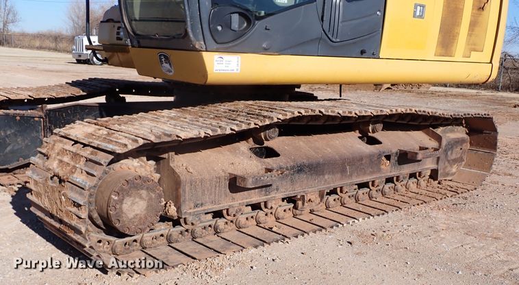 image for item DK3628 2011 John Deere 200D LC  excavator