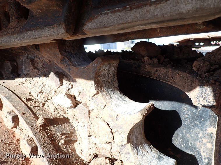 image for item DK3628 2011 John Deere 200D LC  excavator