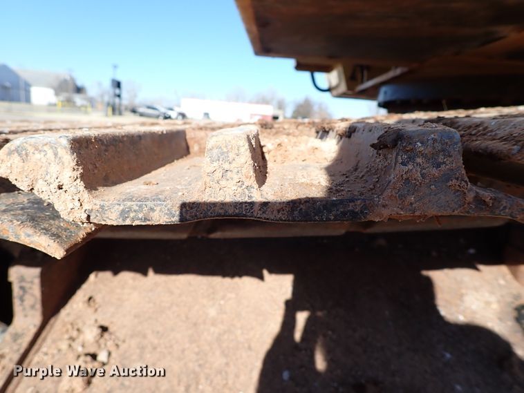 image for item DK3628 2011 John Deere 200D LC  excavator