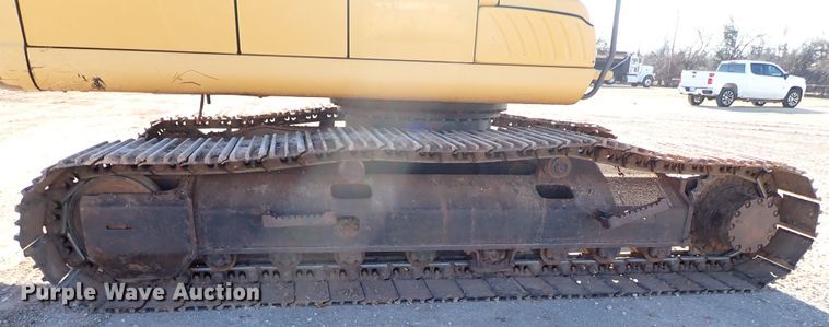 image for item DK3628 2011 John Deere 200D LC  excavator