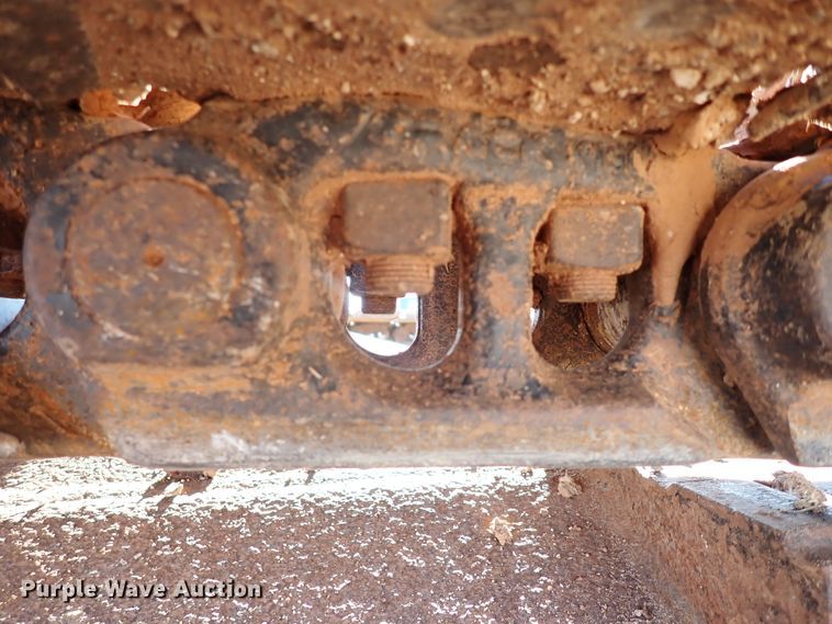 image for item DK3628 2011 John Deere 200D LC  excavator