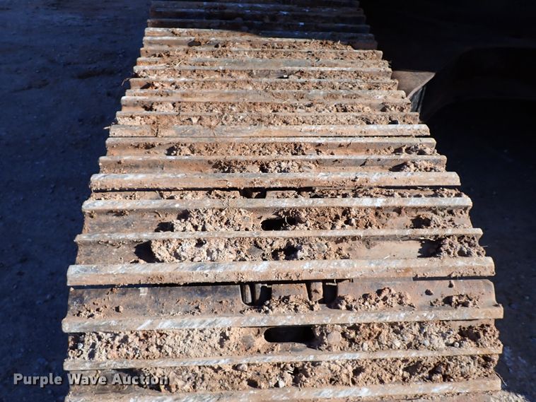 image for item DK3628 2011 John Deere 200D LC  excavator