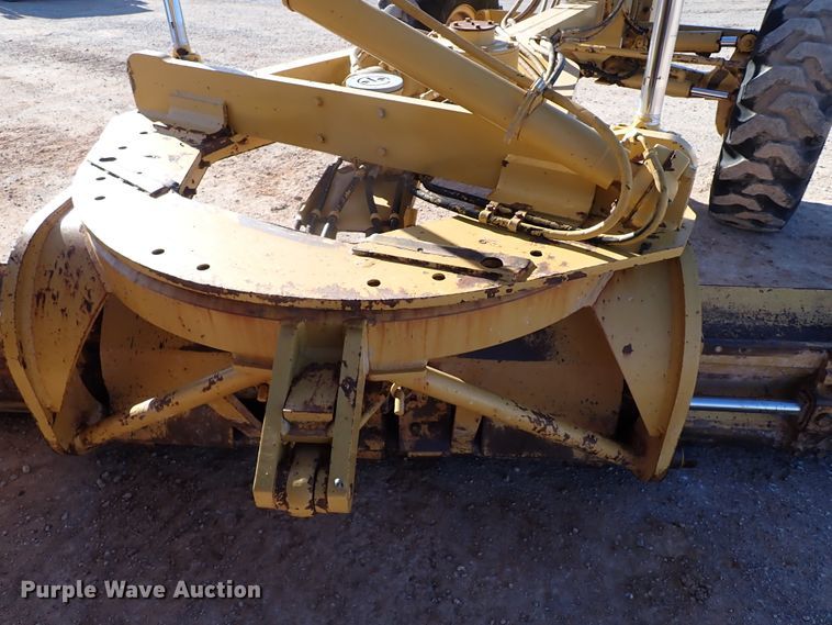 image for item DK3629 2004 Caterpillar 140H  motor grader