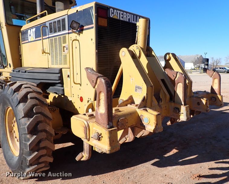 image for item DK3629 2004 Caterpillar 140H  motor grader