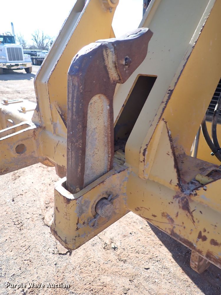 image for item DK3629 2004 Caterpillar 140H  motor grader
