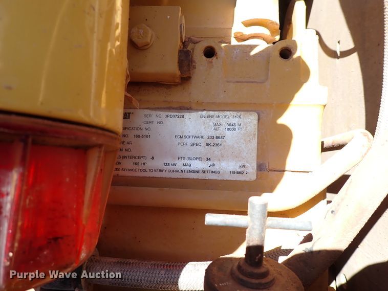 image for item DK3629 2004 Caterpillar 140H  motor grader