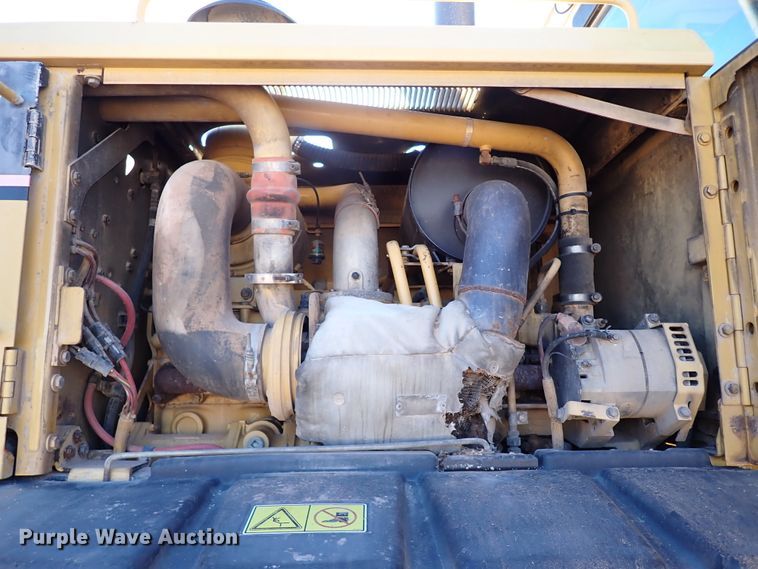 image for item DK3629 2004 Caterpillar 140H  motor grader