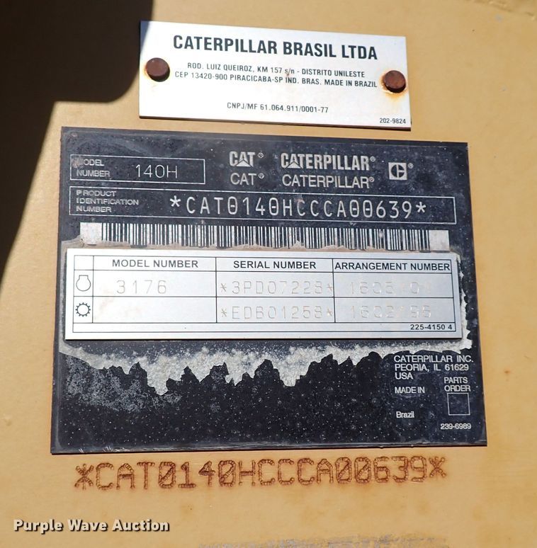 image for item DK3629 2004 Caterpillar 140H  motor grader