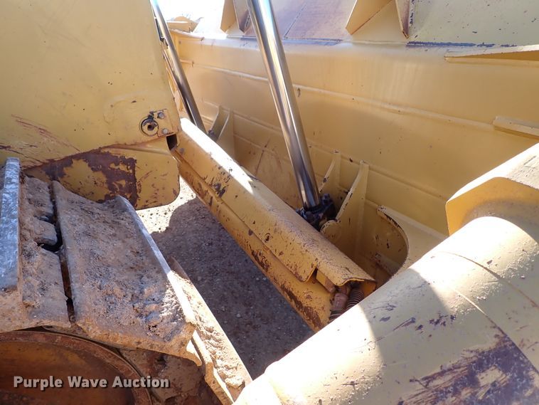 image for item DK3630 2012 Caterpillar D8T  dozer