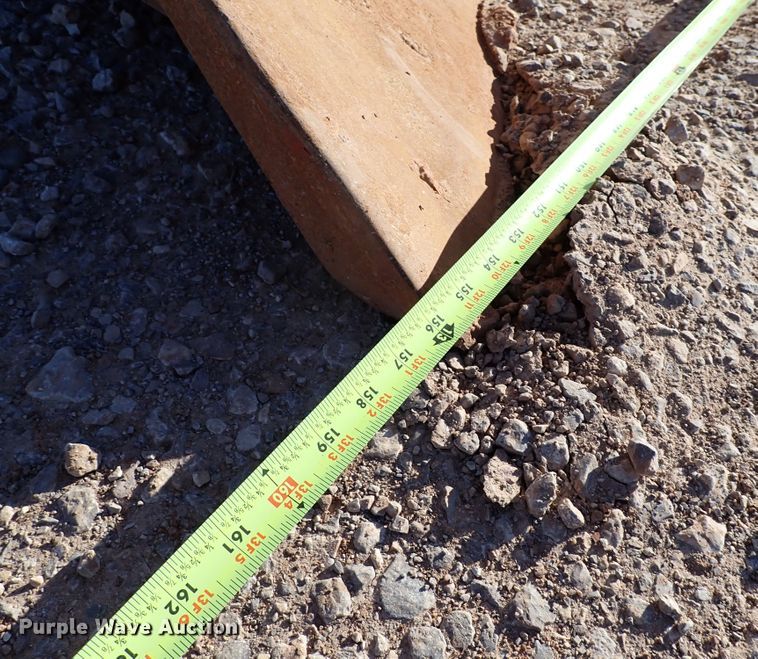 image for item DK3630 2012 Caterpillar D8T  dozer