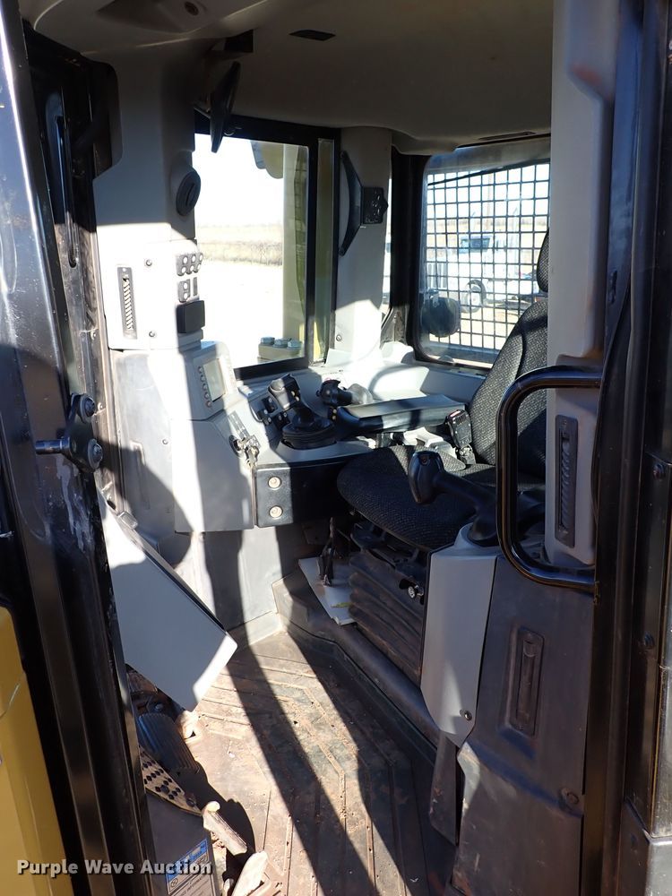 image for item DK3630 2012 Caterpillar D8T  dozer