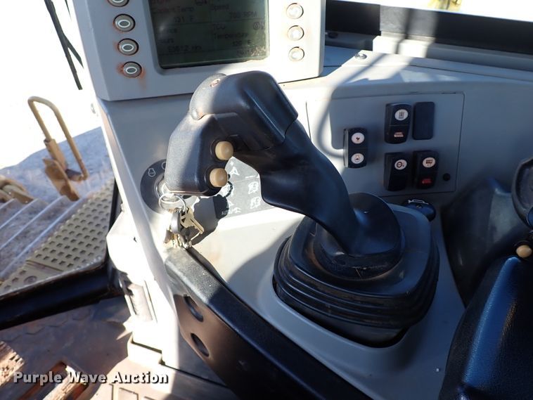 image for item DK3630 2012 Caterpillar D8T  dozer