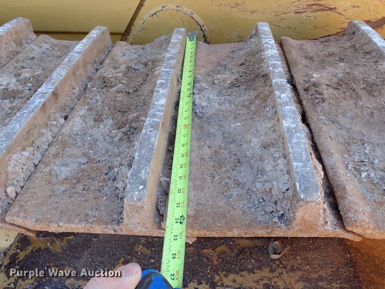 image for item DK3630 2012 Caterpillar D8T  dozer