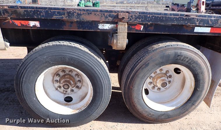 image for item DK3631 1989 Kayln  flatbed trailer