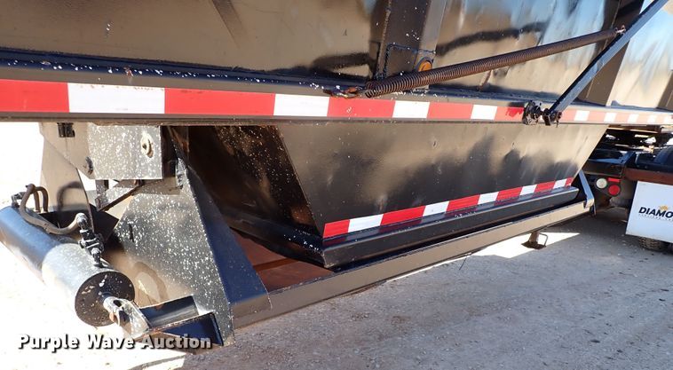 image for item DK3632 2004 Corn Belt S-4002  bottom dump trailer