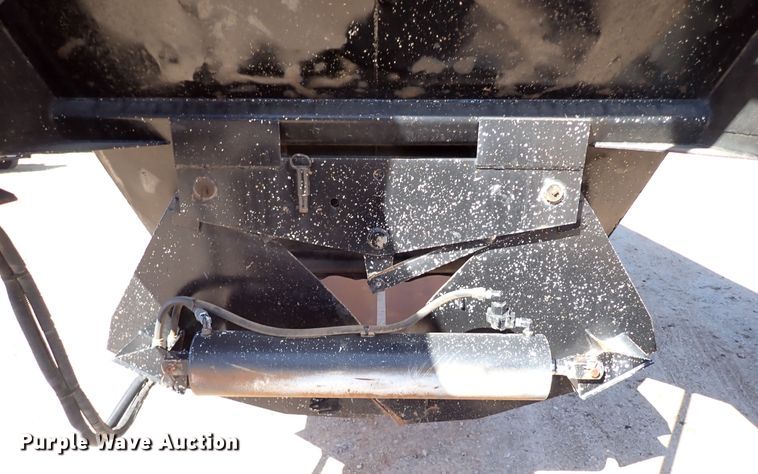 image for item DK3632 2004 Corn Belt S-4002  bottom dump trailer